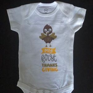 My first thanksgiving onesie